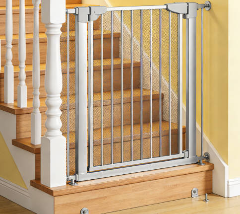 Safety gates at staircases